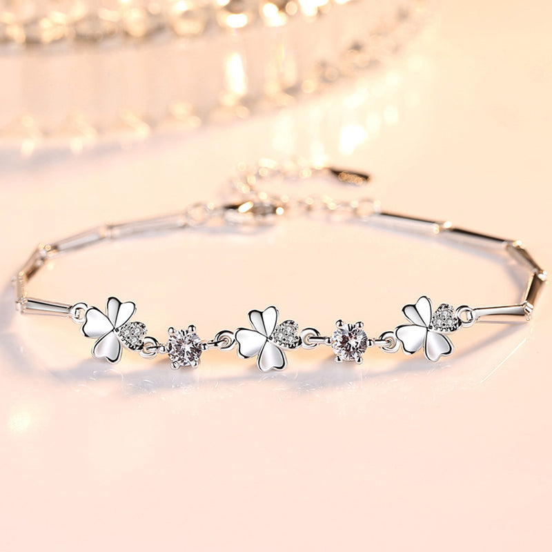 Crystal Four-Leaf Clover Bracelet – A Symbol of Luck & Elegance