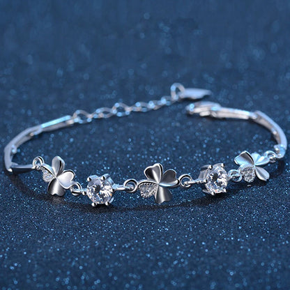 Crystal Four-Leaf Clover Bracelet – A Symbol of Luck & Elegance