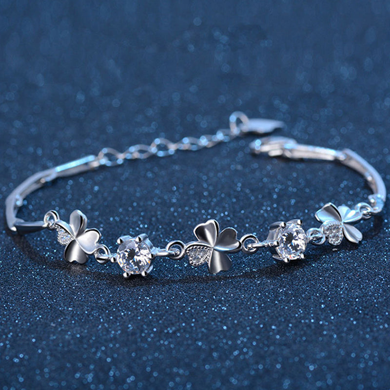 Crystal Four-Leaf Clover Bracelet – A Symbol of Luck & Elegance