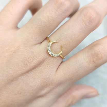 Crescent Moon Moissanite Engagement Ring