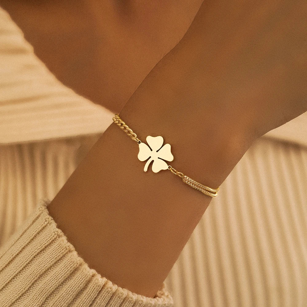 Stylish Lucky Clover Chain Bracelet – High-Quality Stainless Steel