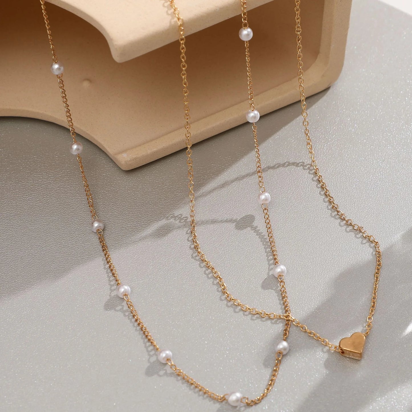 Elegant Pearl & Heart Pendant Double-Layer Necklace