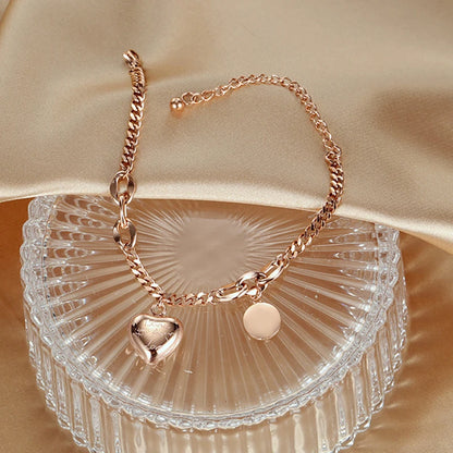 Dainty Heart Link Bracelet – Chic & Stylish