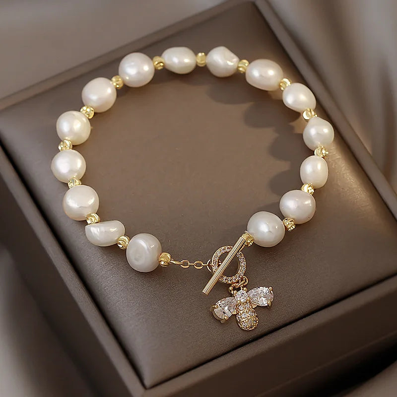 Elegant Pearl Heart Bracelet Set – Timeless Beauty & Grace