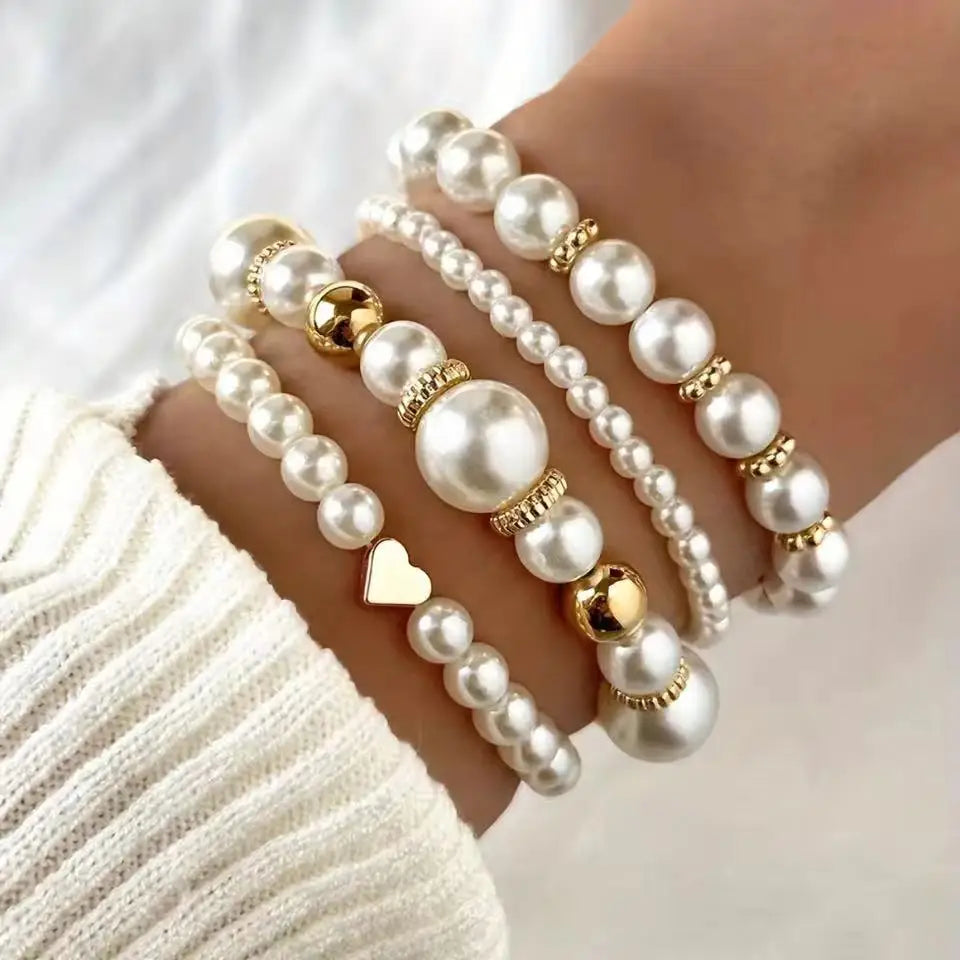 Elegant Pearl Heart Bracelet Set – Timeless Beauty & Grace