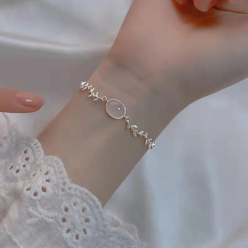 Elegant Pearl Heart Bracelet Set – Timeless Beauty & Grace