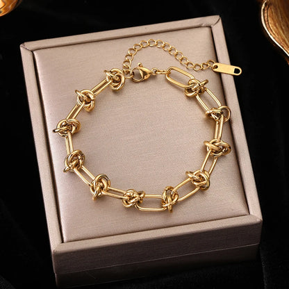 Classic Twisted Bangle Bracelet – 316L Stainless Steel & 18K Gold Plated